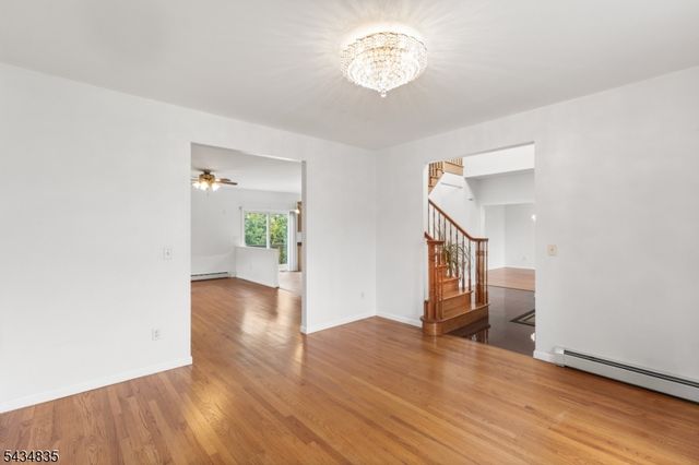 14 Lakeview Ter, Sussex Boro, NJ 07461