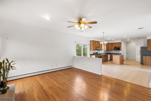 14 Lakeview Ter, Sussex Boro, NJ 07461