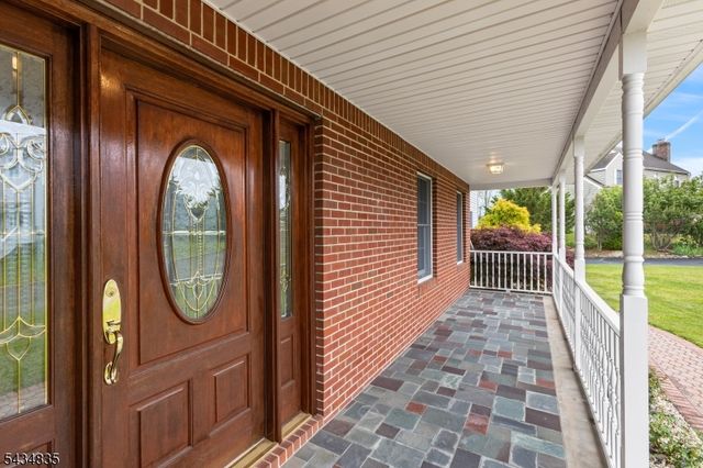 14 Lakeview Ter, Sussex Boro, NJ 07461