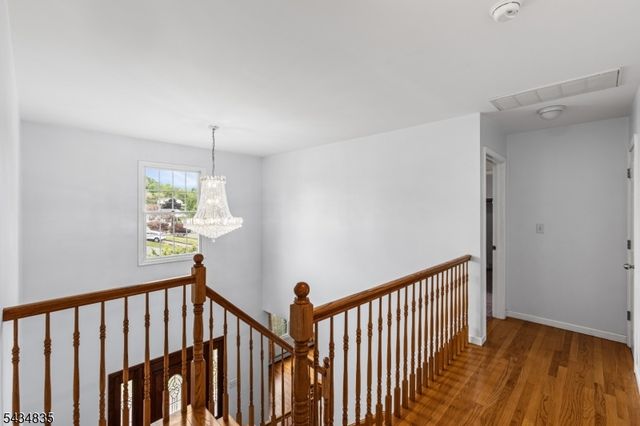 14 Lakeview Ter, Sussex Boro, NJ 07461