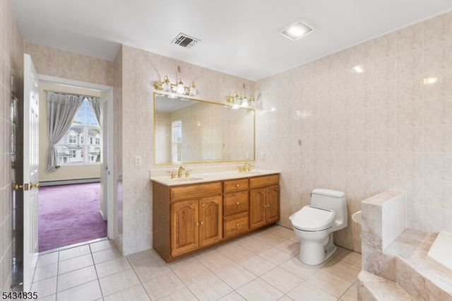 14 Lakeview Ter, Sussex Boro, NJ 07461