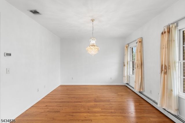 14 Lakeview Ter, Sussex Boro, NJ 07461