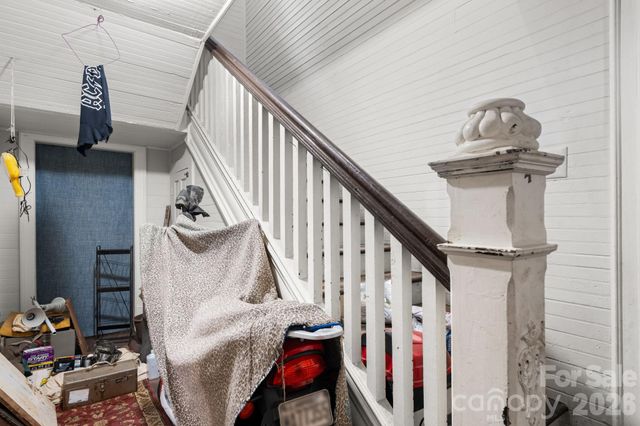 1311 N College Avenue, Newton, NC 28658