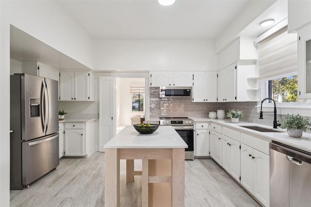 803 E HARWOOD STREET, Orlando, FL 32803