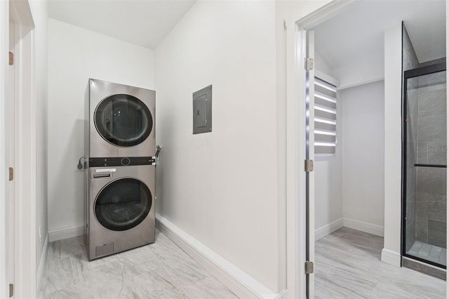 803 E HARWOOD STREET, Orlando, FL 32803