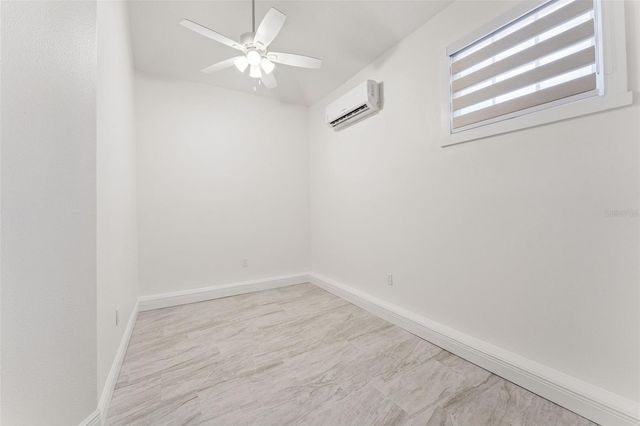 803 E HARWOOD STREET, Orlando, FL 32803