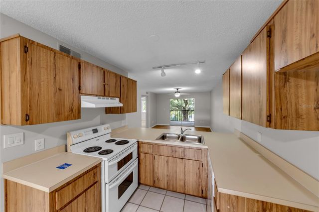 11201 122ND AVENUE 146, Largo, FL 33778