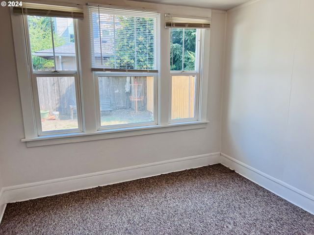 1346 Se 43RD Ave, Portland, OR 97215