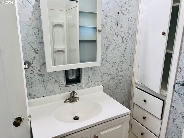 1346 Se 43RD Ave, Portland, OR 97215