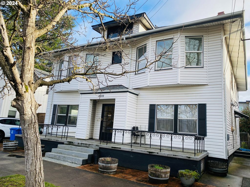 1346 Se 43RD Ave, Portland, OR 97215