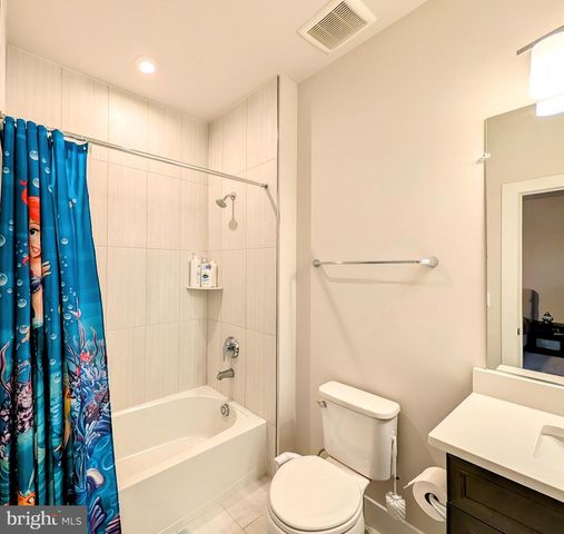 43176 BITTER PERSIMMON CT, Centreville, VA 20120