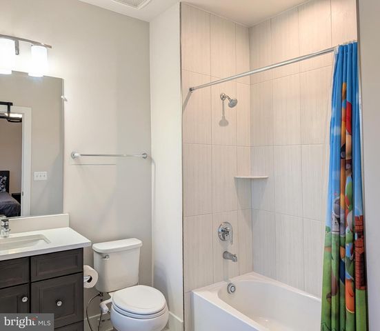 43176 BITTER PERSIMMON CT, Centreville, VA 20120