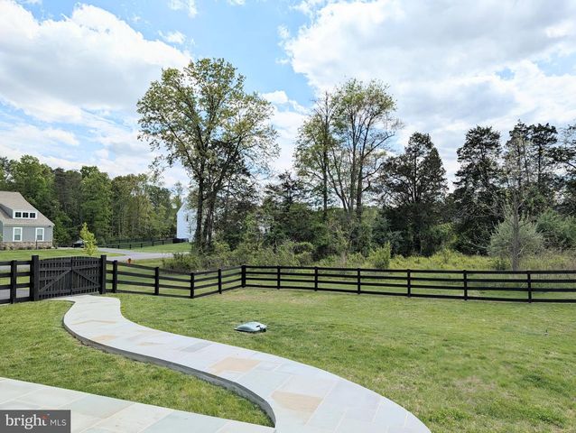 43176 BITTER PERSIMMON CT, Centreville, VA 20120