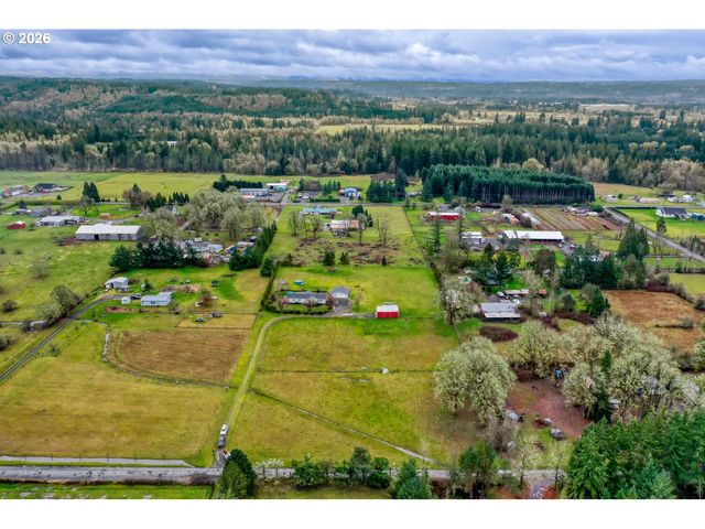 32460 Se VALENTINE Ln, Eagle Creek, OR 97022