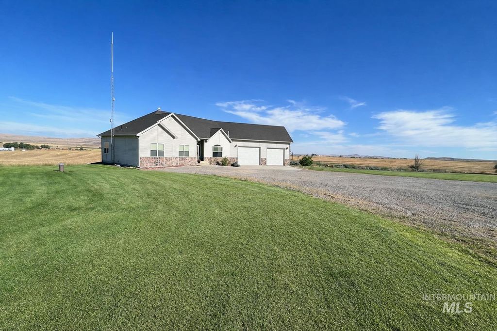 2048 6th Ave. West, Vale, OR 97918 photo 2