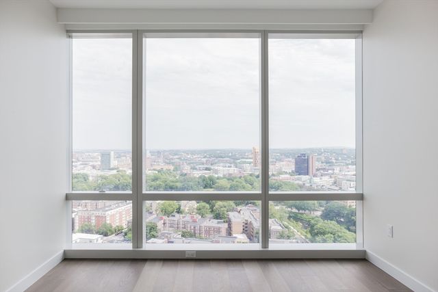 188 Brookline Ave 24B, Boston, MA 02215