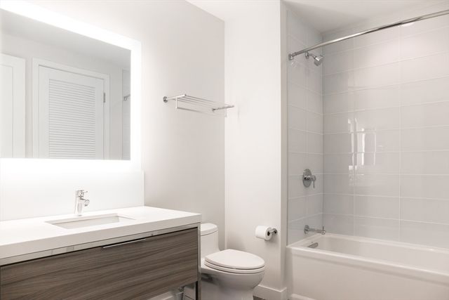 188 Brookline Ave 24B, Boston, MA 02215
