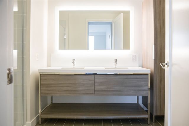 188 Brookline Ave 24B, Boston, MA 02215