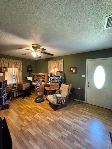 1330 Glenmere Circle, Malvern, AR 72104
