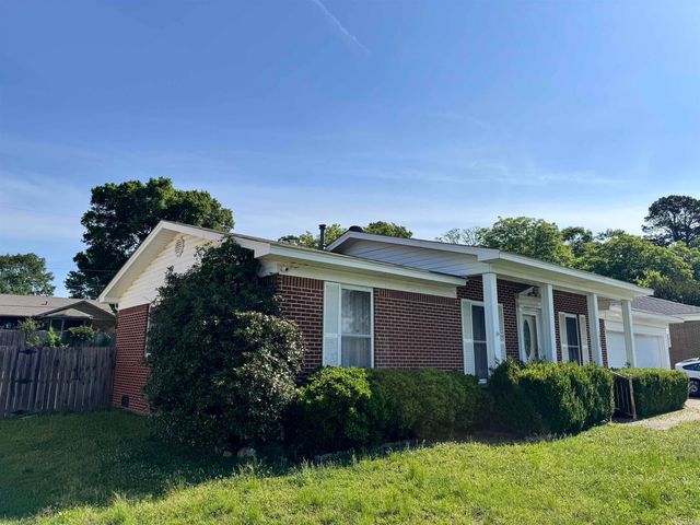 1330 Glenmere Circle, Malvern, AR 72104