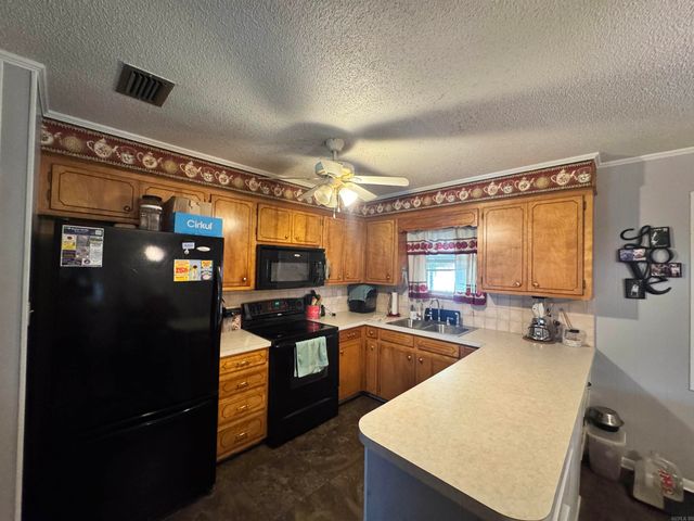 1330 Glenmere Circle, Malvern, AR 72104
