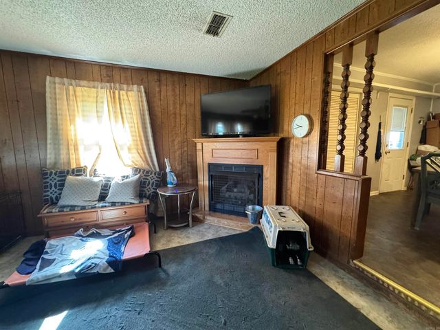 1330 Glenmere Circle, Malvern, AR 72104