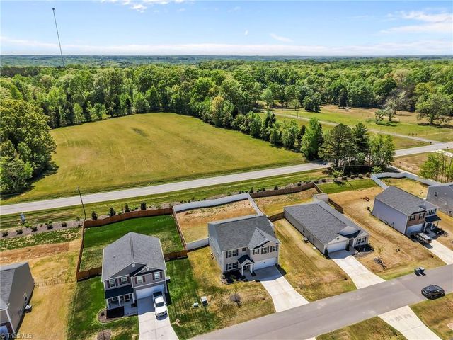 218 Birch Tree Way, Mayodan, NC 27027