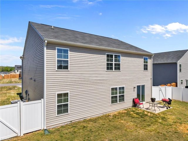 218 Birch Tree Way, Mayodan, NC 27027