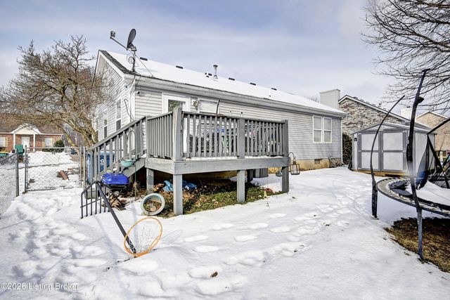 7715 Texlyn Ct, Louisville, KY 40258