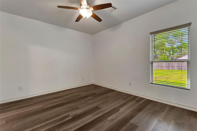 2030 Rosalee Street, La Marque, TX 77568