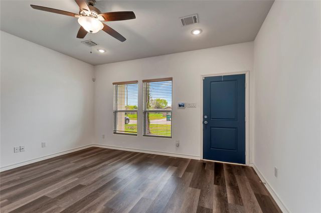 2030 Rosalee Street, La Marque, TX 77568