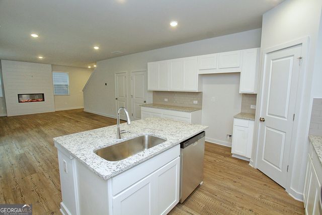 5153 Union Heights Way, Flowery Branch, GA 30542