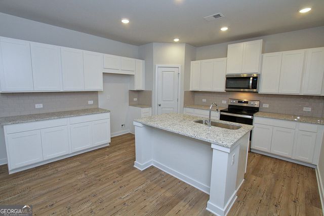 5153 Union Heights Way, Flowery Branch, GA 30542