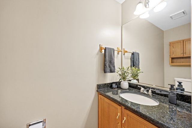 1255 Chicory Lane, Naperville, IL 60564