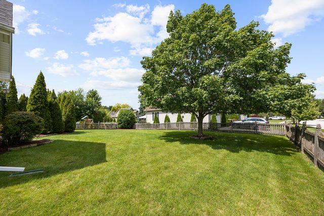 1255 Chicory Lane, Naperville, IL 60564
