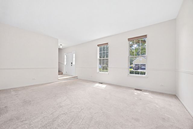 1255 Chicory Lane, Naperville, IL 60564