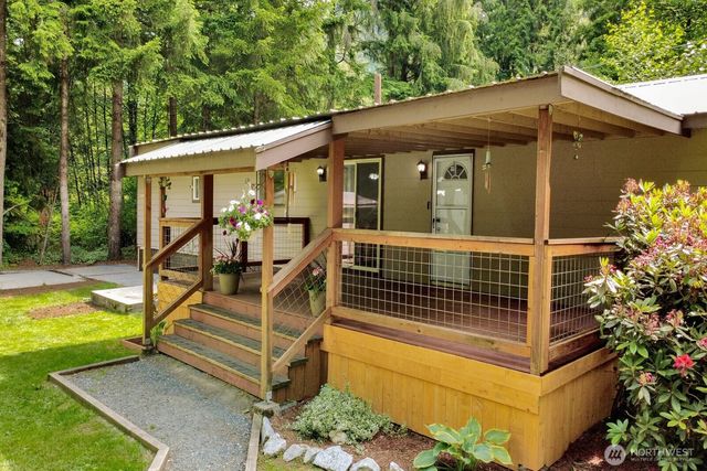 7994 Oregon Trail, Maple Falls, WA 98266