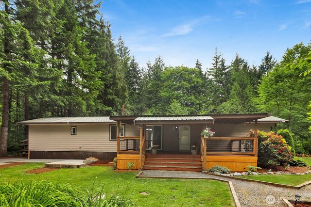 7994 Oregon Trail, Maple Falls, WA 98266