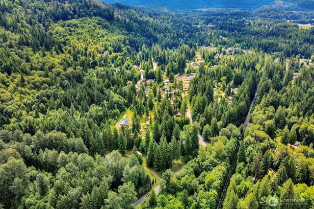 7994 Oregon Trail, Maple Falls, WA 98266