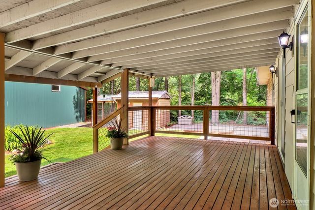 7994 Oregon Trail, Maple Falls, WA 98266