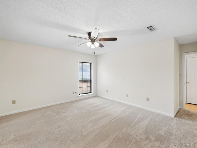 3908 Oak Avenue, Montgomery, AL 36109