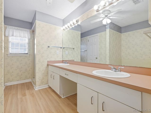 3908 Oak Avenue, Montgomery, AL 36109
