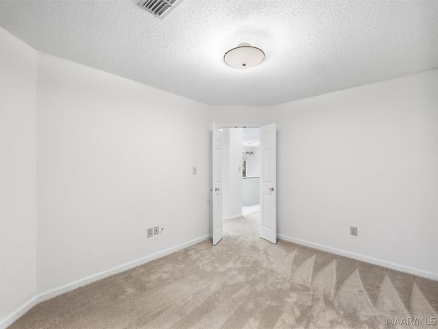 3908 Oak Avenue, Montgomery, AL 36109