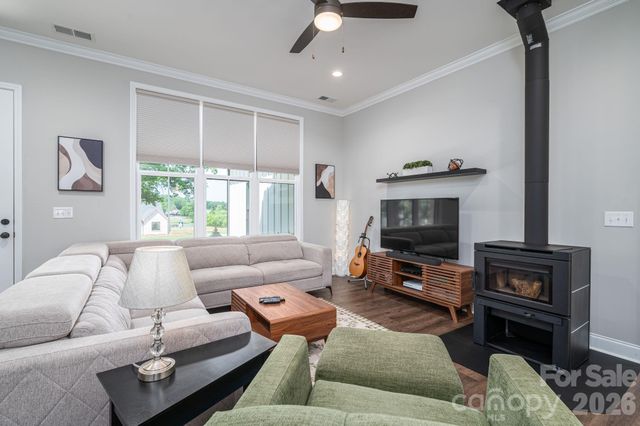 1894 Cline Farm Road, Lincolnton, NC 28092