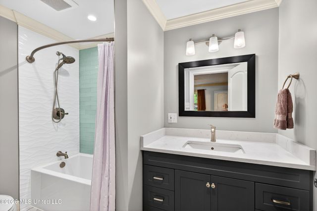 501 Forest Hill Drive, Ocean Springs, MS 39564