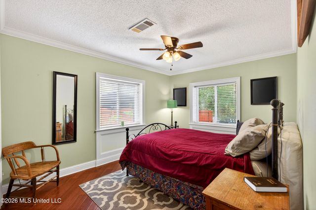 501 Forest Hill Drive, Ocean Springs, MS 39564