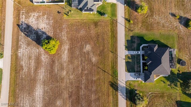 4002 NW 42nd AVE, Cape Coral, FL 33993