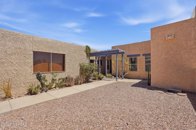 4564 E Camino Pimeria Alta, Tucson, AZ 85718