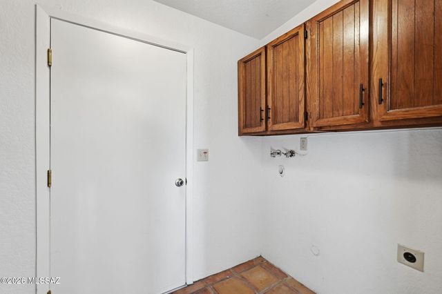 4564 E Camino Pimeria Alta, Tucson, AZ 85718