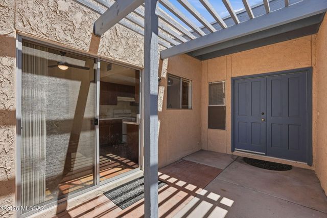 4564 E Camino Pimeria Alta, Tucson, AZ 85718